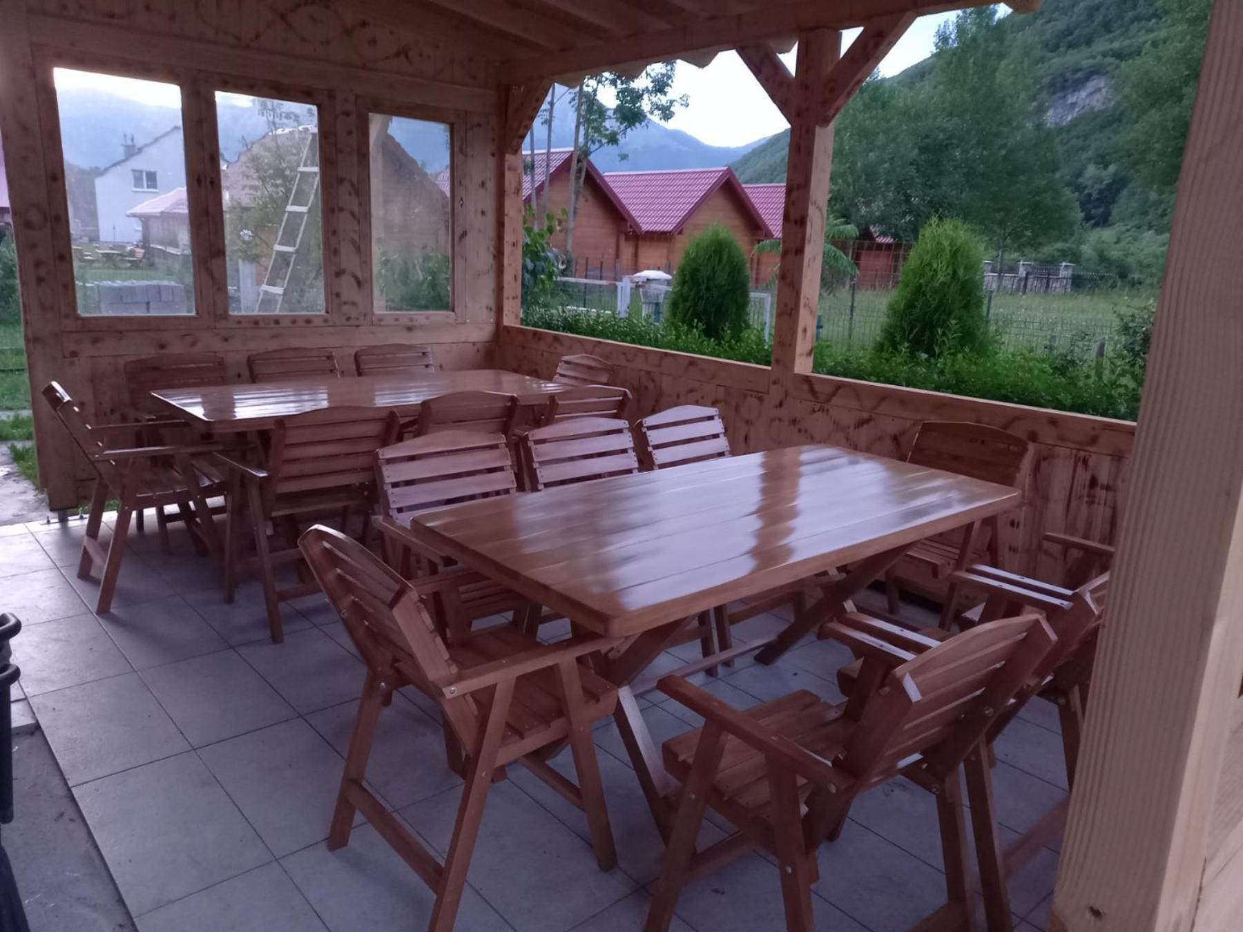 Breti'S Guesthouse Vuthaj 외부 사진